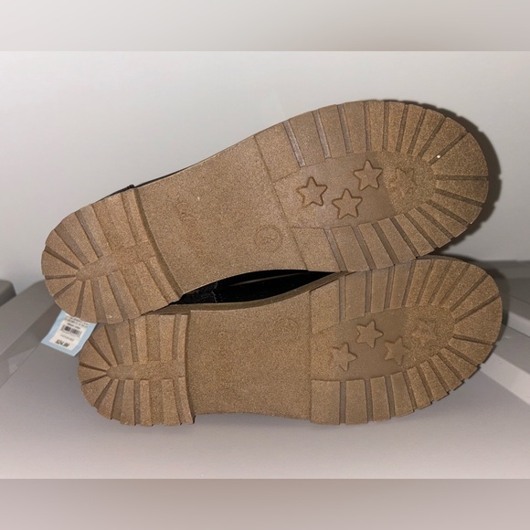 Cat & Jack Black Faux Suede Ankle Boots Side
Zip Girls 4 Women's 6 - Picture 4 of 6